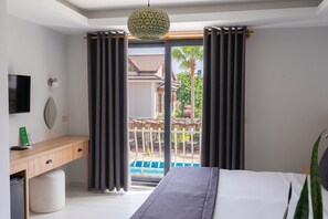 Premium bedding, minibar, in-room safe, desk - West House Exclusive Hotel Gocek (Fethiye)