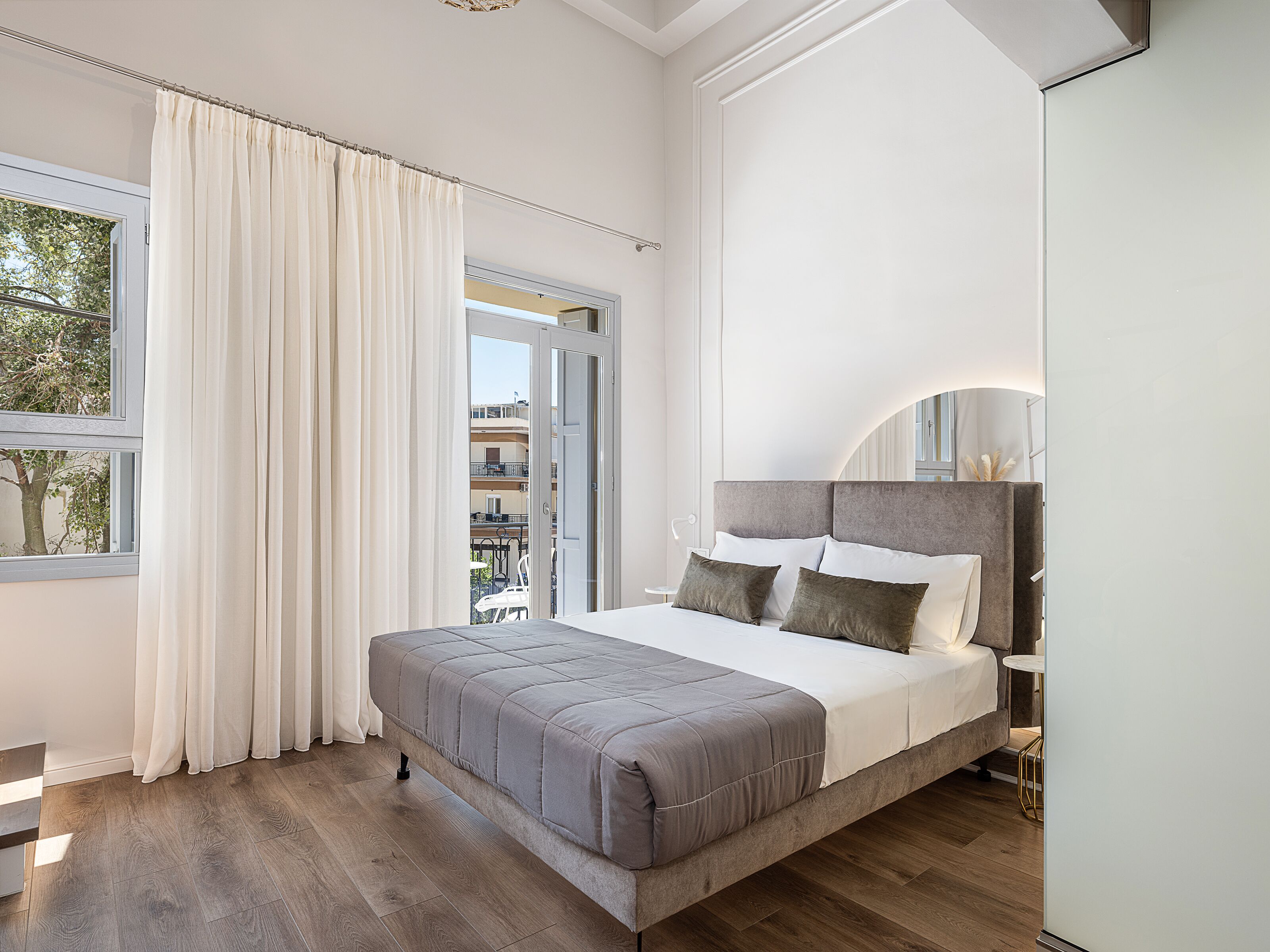 Suite, 2 Bedrooms, Balcony | Desk, soundproofing, free cribs/infant beds, free WiFi