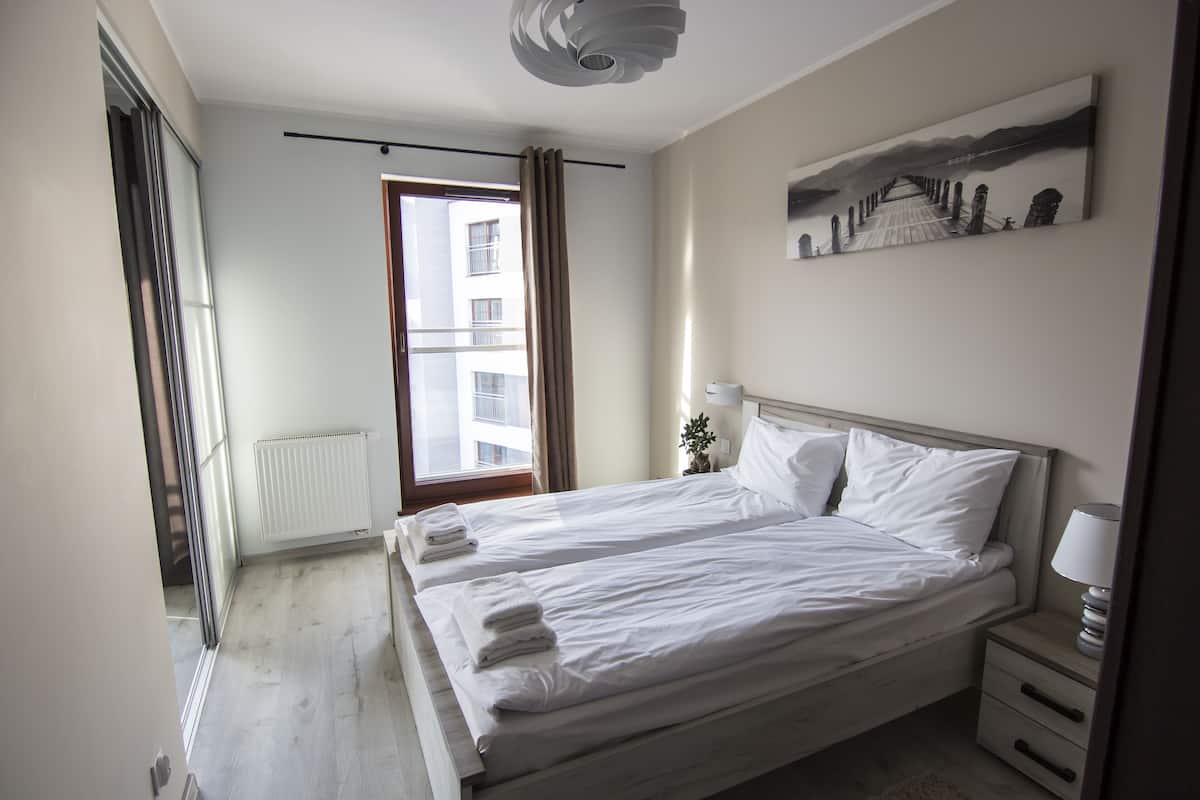 Comfort-Apartment, 1 Schlafzimmer, Balkon | 1 Schlafzimmer, Allergikerbettwaren, Bügeleisen/Bügelbrett