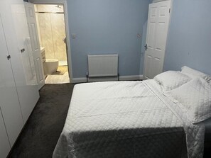 4 bedrooms