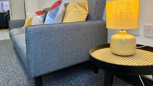 Apartment, Private Bathroom (Flat 2 Saville Street) | Lounge - Flat 2, 3 Saville Place (Sunderland)