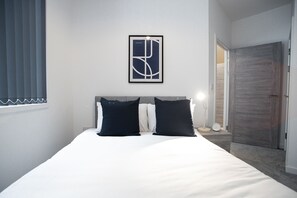 2 habitaciones, decoración personalizada y muebles diferentes 