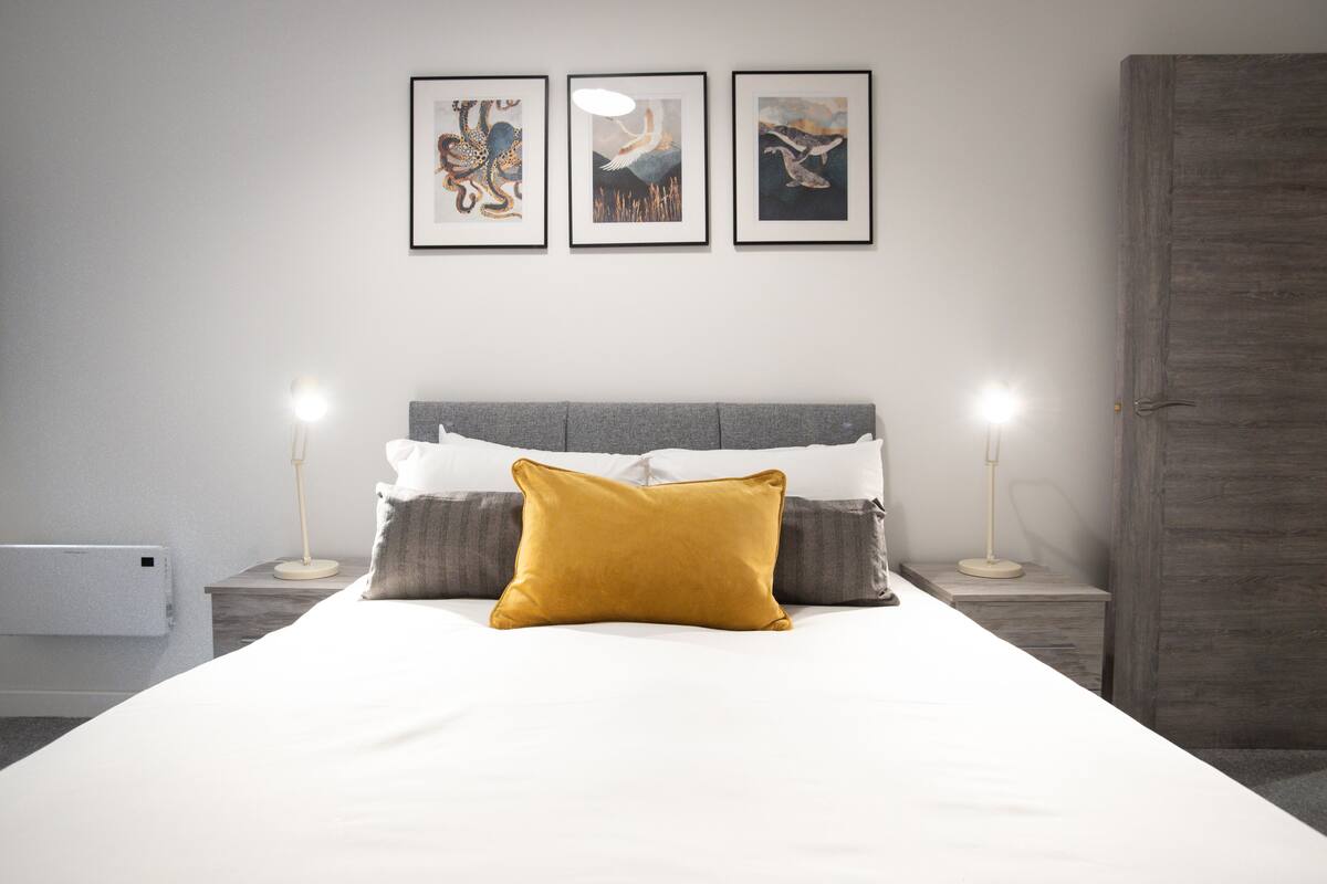 Appartement Luxe, 1 lit double et 1 canapé-lit, vue cour intérieure