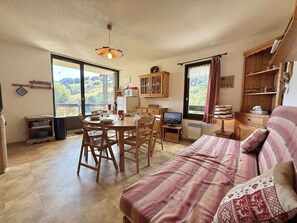 TV - 3-room apartment in Flumet - Parking - 6 people (Flumet)