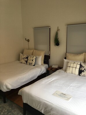 4 chambres, bureau, lit de bébé portatif, accès au Wi-Fi (inclus)