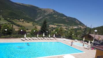 Außenpool (je nach Saison geöffnet)