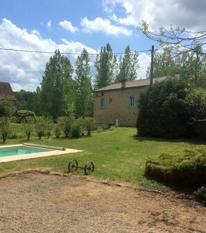Property grounds - La Petite Fagette (Frayssinet-le-Gélat)