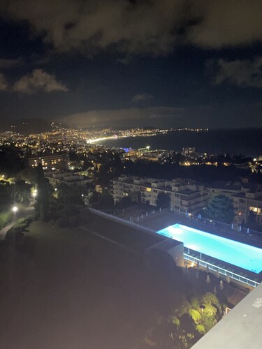 Apartment with INCREDIBLE VIEW