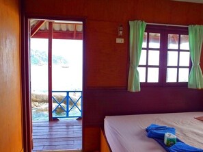 Bungalow, Sea View, Double Room, 2 Pax (Fan room) | Desk, free WiFi, bed sheets - OK2 Mamajim Bungalows (Koh Tao)