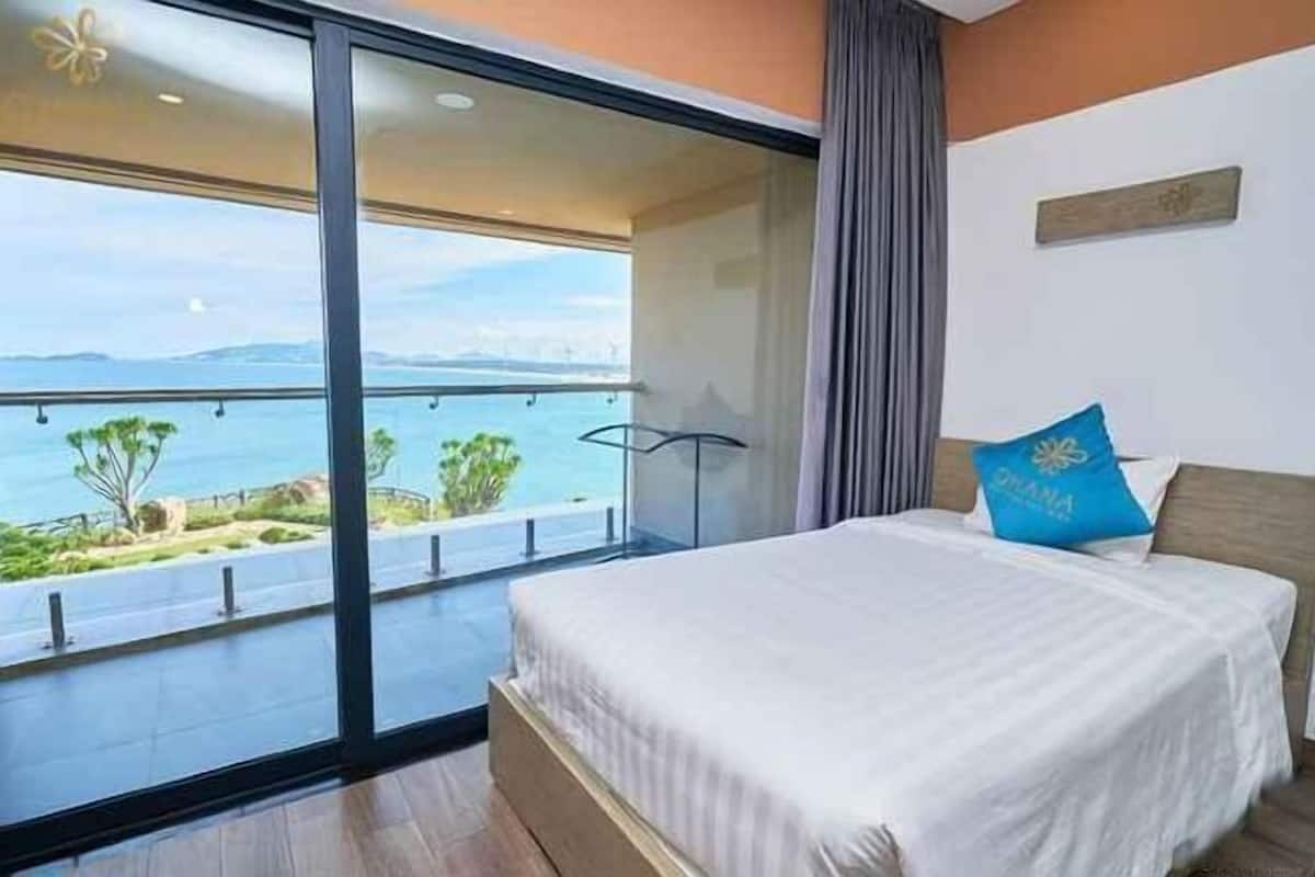 Literie de qualité, lit avec matelas Select Comfort, minibar, bureau