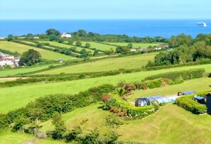 Terrace/patio - Halekulani Devon (Torquay)