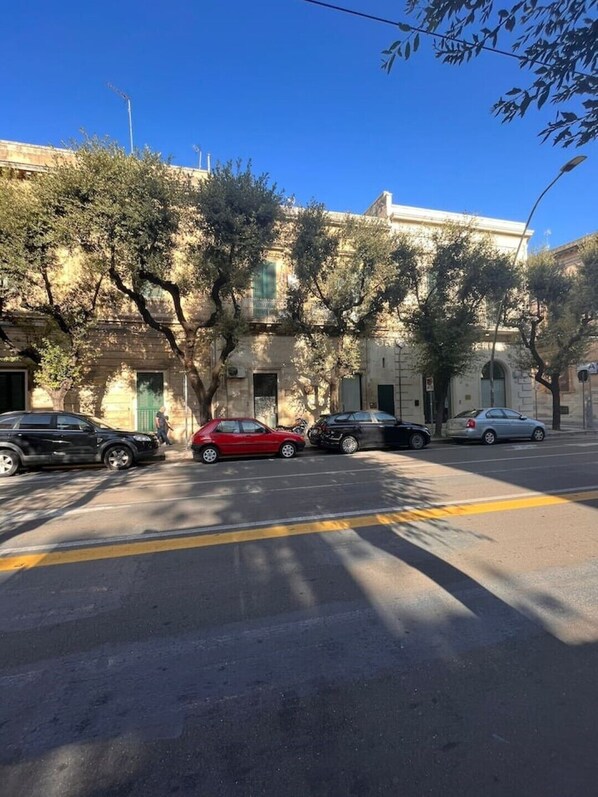 Exterior - White House Lecce - viale Otranto, Lecce (Lecce)