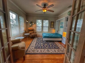 3 bedrooms, desk, free WiFi, bed sheets