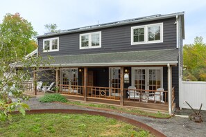 Exterior - Botanical Hideaway: Gorgeous Home w/ Hot Tub & Sauna (saugerties)