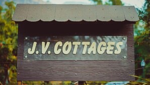Unclassified image, 3 of 10, button - JV Cottages (Paud)