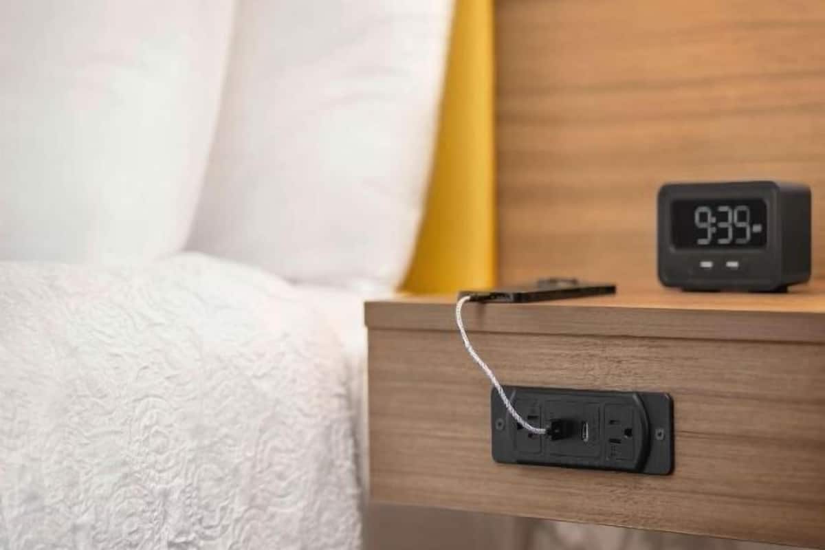 In-room safe, desk, soundproofing, iron/ironing board