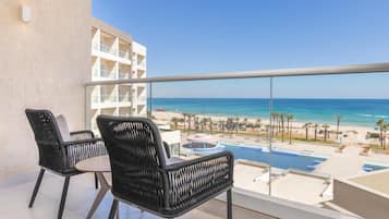 Deluxe Room, 1 Bedroom (Sea Front) | View from room