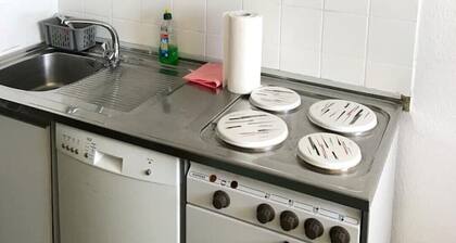 Zentrales 2 Zimmer Apartment -mit kostenlosem Parktplatz