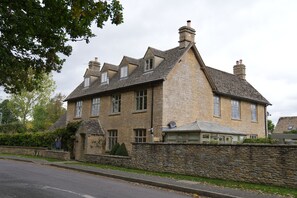 บริเวณภายนอก