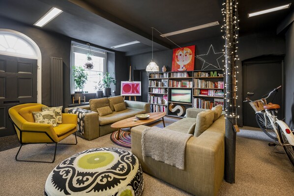 Apartment | Living area
