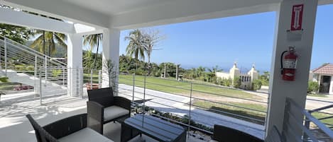Family Studio | Terrace/patio