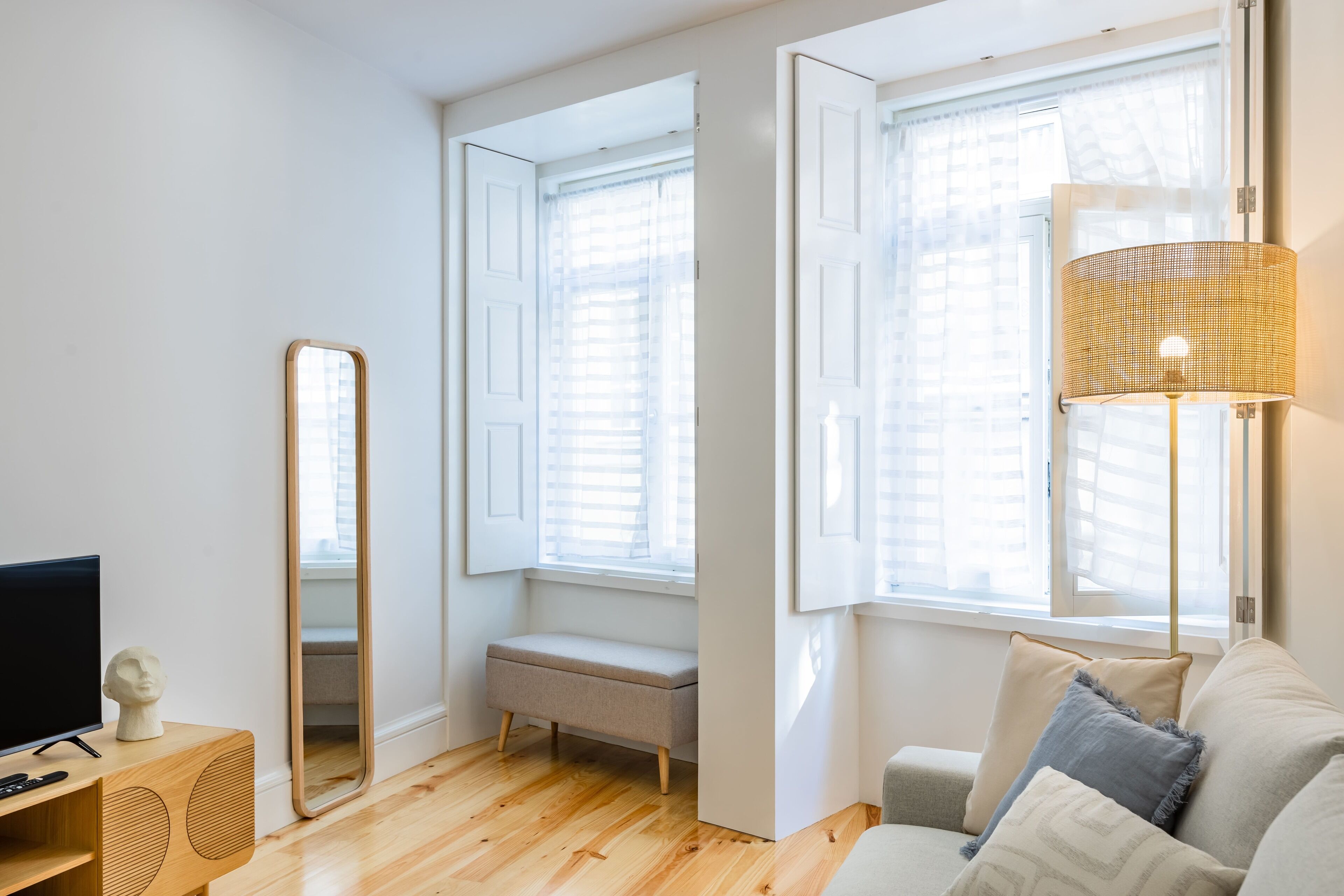 Departamento | Área de sala de estar | Televisión de 32 pulgadas con canales por cable 