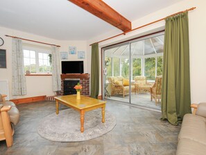 Cottage | Interior