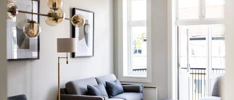 Appartement, 1 chambre | Literie hypoallergénique, bureau, fer et planche à repasser