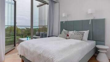 Fer et planche Ă repasser, Wi-Fi, draps fournis