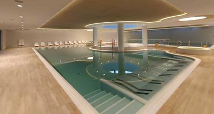 Stylish Studio | Sea View and SPA Access