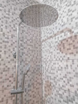 Shower - Casa Ideal Para Desfrutar LA Playa Y LA Piscina (Arona)