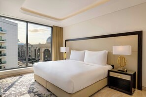1 bedroom, in-room safe, laptop workspace, iron/ironing board - Agora, Doha, Autograph Collection (Doha)