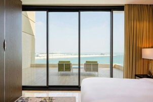 1 bedroom, in-room safe, laptop workspace, iron/ironing board