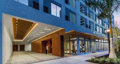 AC Hotel St. Petersburg Downtown