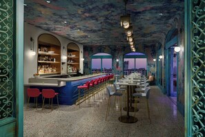Bar (on property) - AC Hotel St. Petersburg Downtown (St. Petersburg)