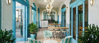 AC Hotel St. Petersburg Downtown