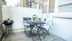 Premier Apartment, 2 Bedrooms | Terrace/patio