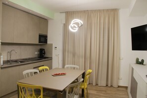 Fridge, microwave, stovetop, dishwasher - Italiapartment Vaticano Superior House (Roma)