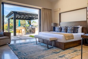 5 عدّة غرف نوم ومكتب ومكواة/لوح كي وسرير سفر