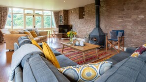 TV, fireplace, DVD player, table tennis