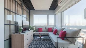 TV, offices