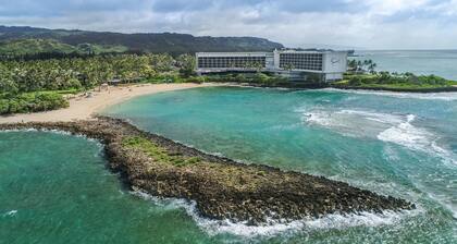 Resort Life in a private townhouse on the North Shore