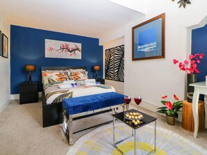 Apartment | 2 bedrooms, iron/ironing board, free WiFi, bed sheets