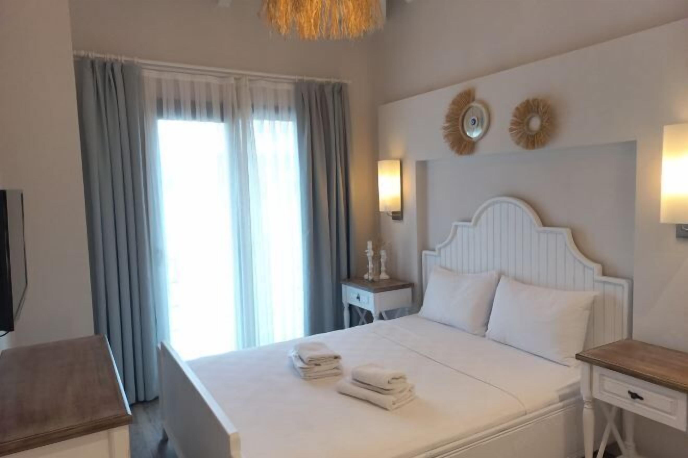 Premium bedding, free WiFi, bed sheets