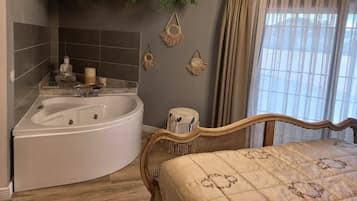 Honeymoon Double Room | Premium bedding, free WiFi, bed sheets