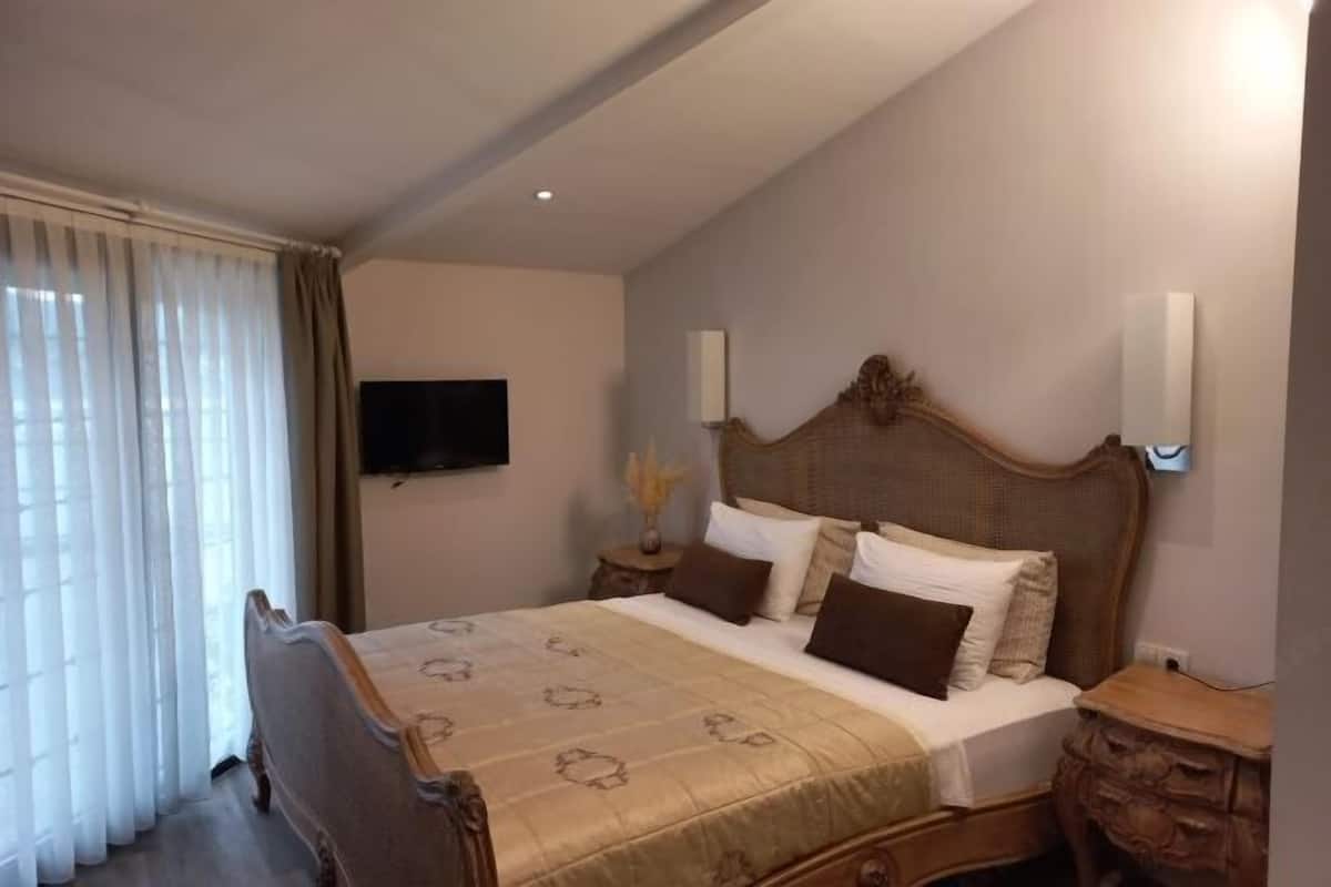 1 habitación, ropa de cama de alta calidad, wifi gratis y ropa de cama