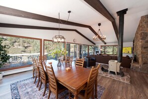 Interior - Updated Home on 2 Acres - 15 Minutes to Downtown Durango - Huge Deck w/ Views (Durango)