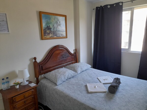 Chambre Double | Wi-Fi gratuit, draps fournis