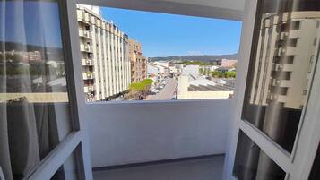 Double Room | Free WiFi, bed sheets