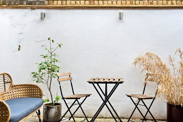 Apartment (1 Bedroom) | Terrace/patio